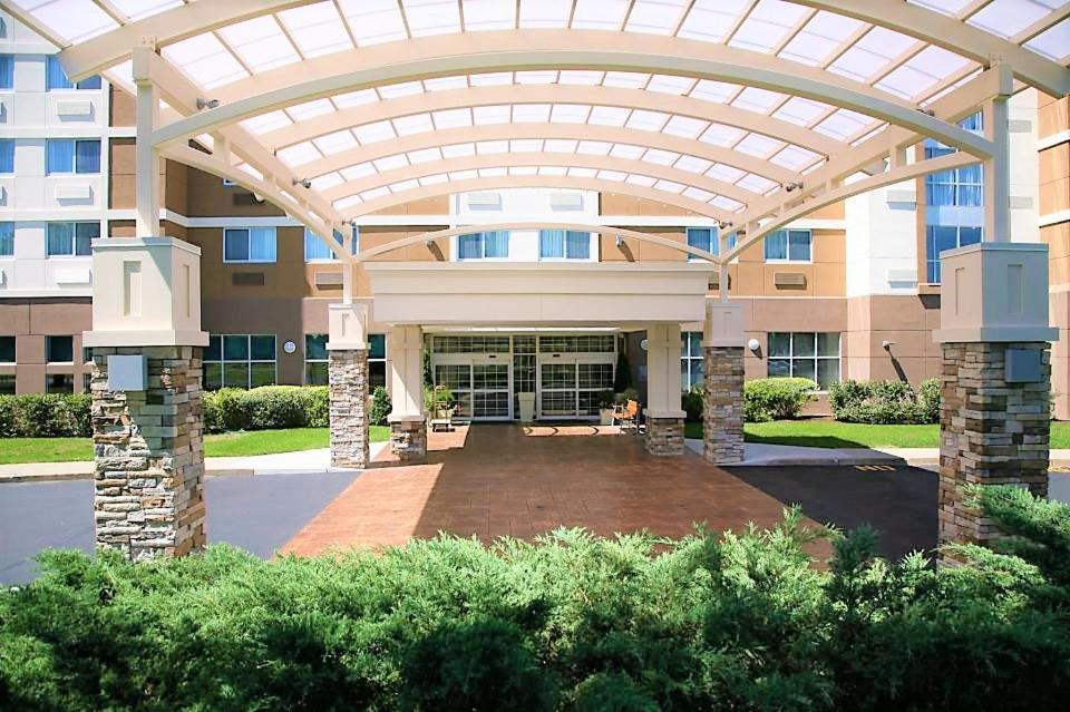Clarion Hotel Taunton Exterior photo